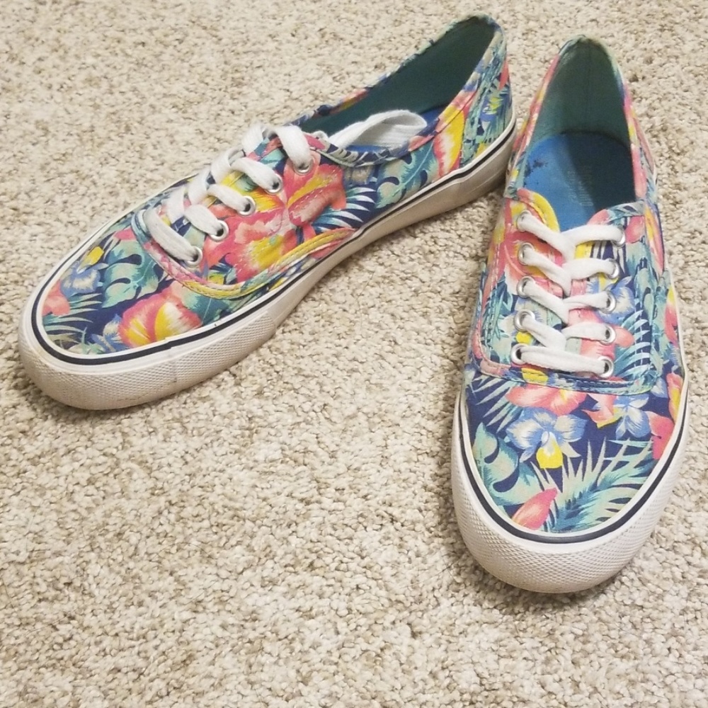 Tropical shoes